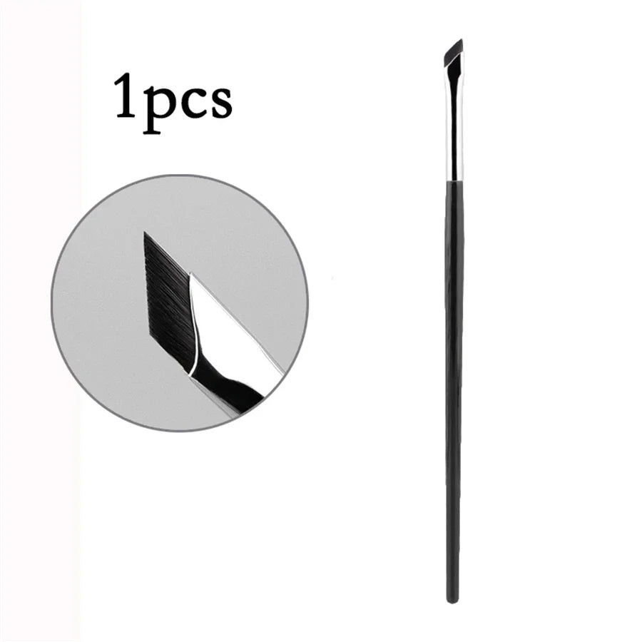 Velvique Ultra-Soft Tip Eyeliner Brush